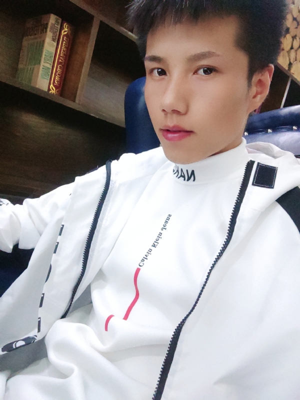 梁辞的第一张照片--金华相亲服务中心