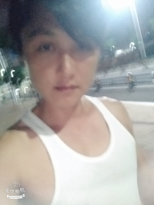 弟弟的第一张照片--金华相亲服务中心