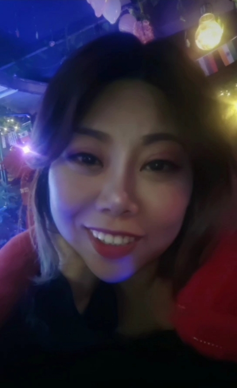 收快递的费仙女的第一张照片--金华相亲服务中心