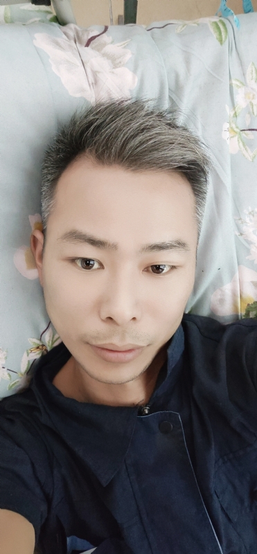 火山口的第一张照片--金华相亲服务中心