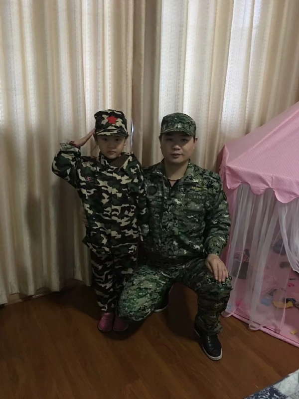 俗人的第一张照片--金华相亲服务中心