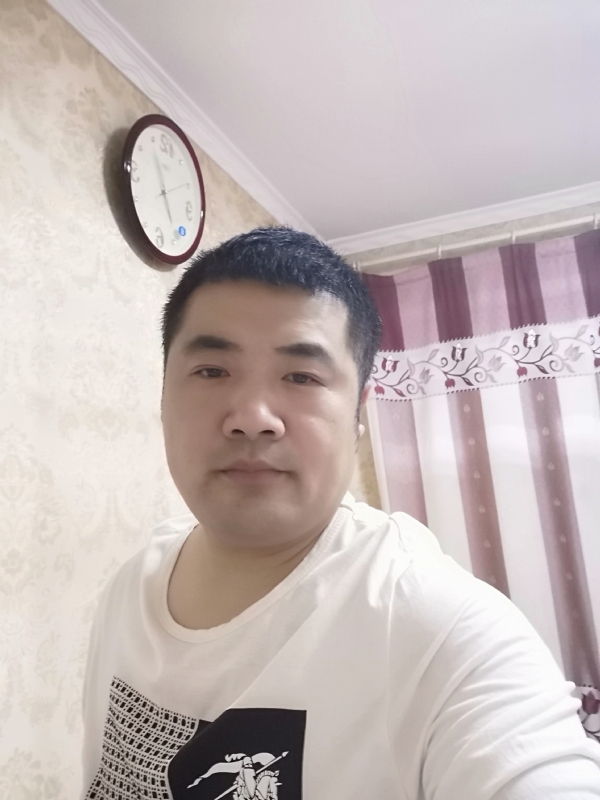 爱你的眼睛的第一张照片--金华相亲服务中心