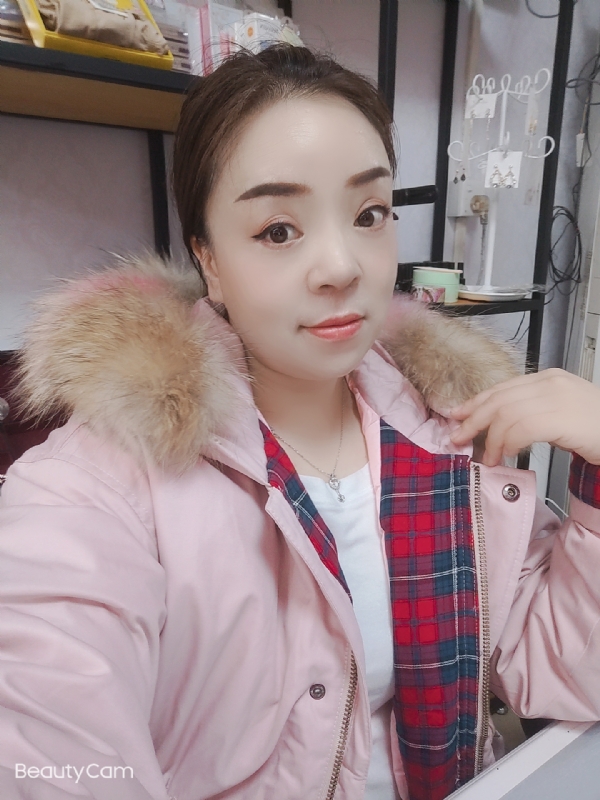 爱雨的第一张照片--金华相亲服务中心