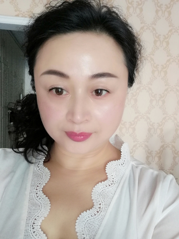 花谢花飞的第一张照片--金华相亲服务中心