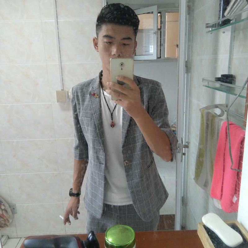 会淹死的鱼的第一张照片--金华相亲服务中心