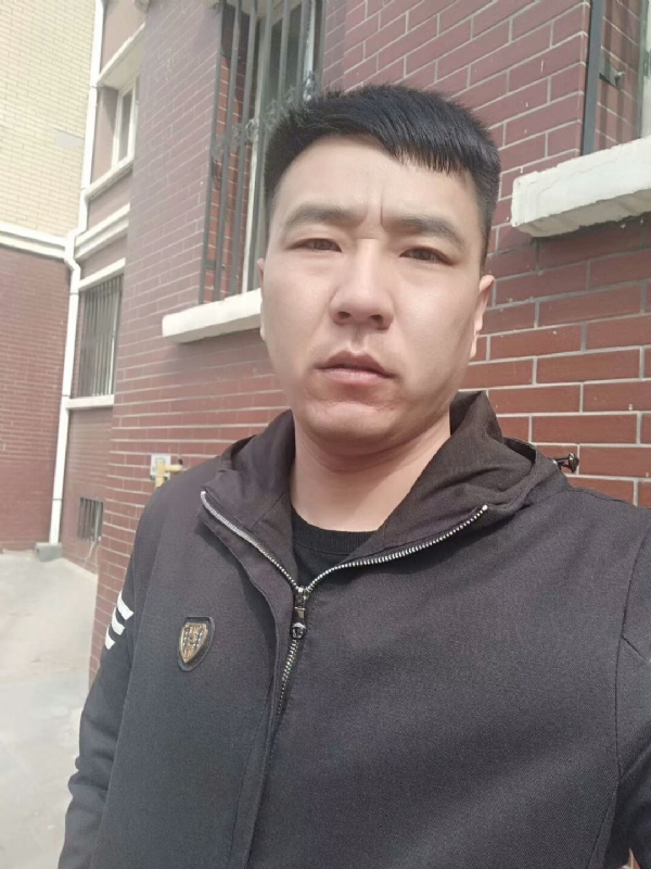 谁伴我闯荡的第一张照片--金华相亲服务中心