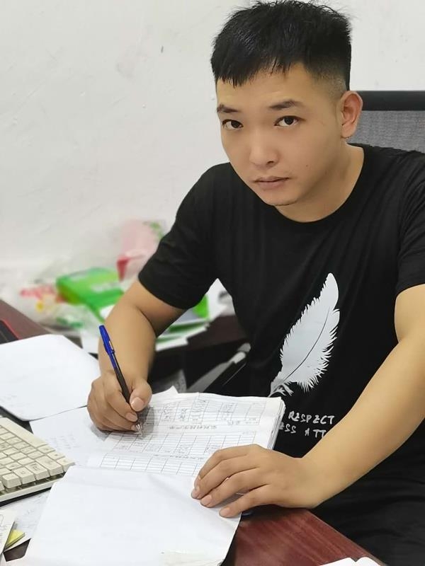 寻找另一伴的第一张照片--金华相亲服务中心