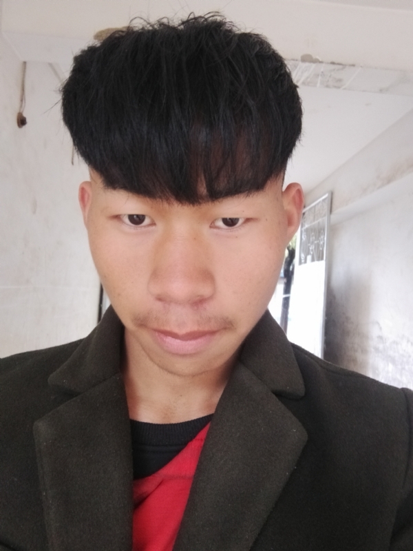 少年不在少的第一张照片--金华相亲服务中心