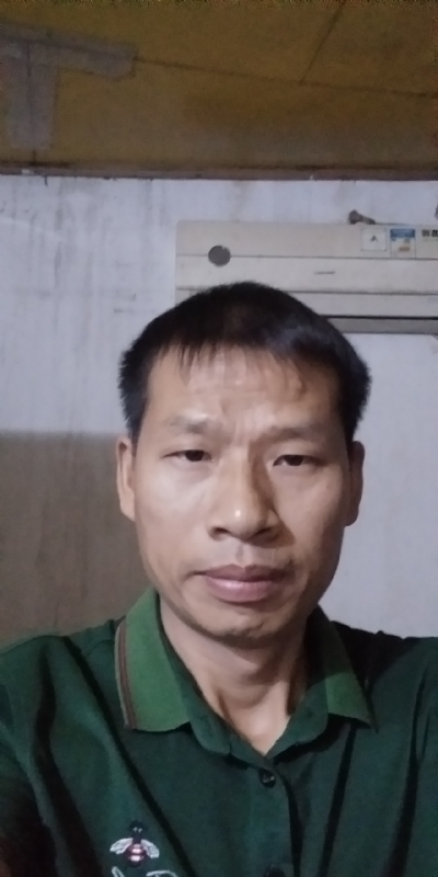 执着跋涉的第二张照片--金华相亲服务中心