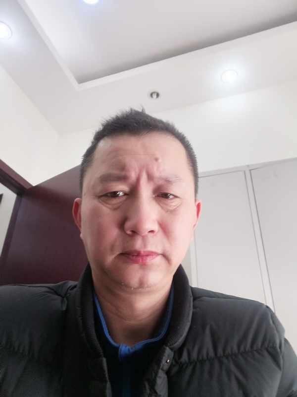 相视而笑的第一张照片--金华相亲服务中心