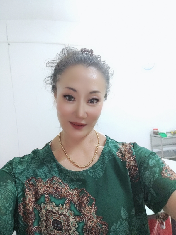 燕子的第二张照片--金华相亲服务中心