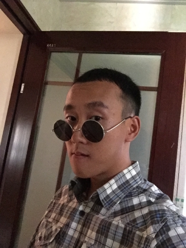 悲喜的第一张照片--金华相亲服务中心