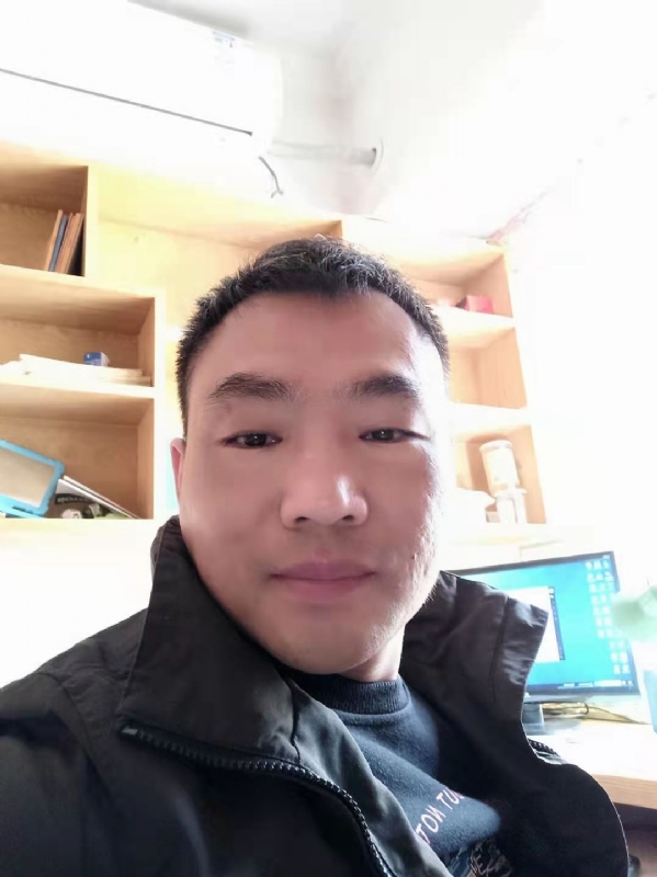 向前葱的第一张照片--金华相亲服务中心