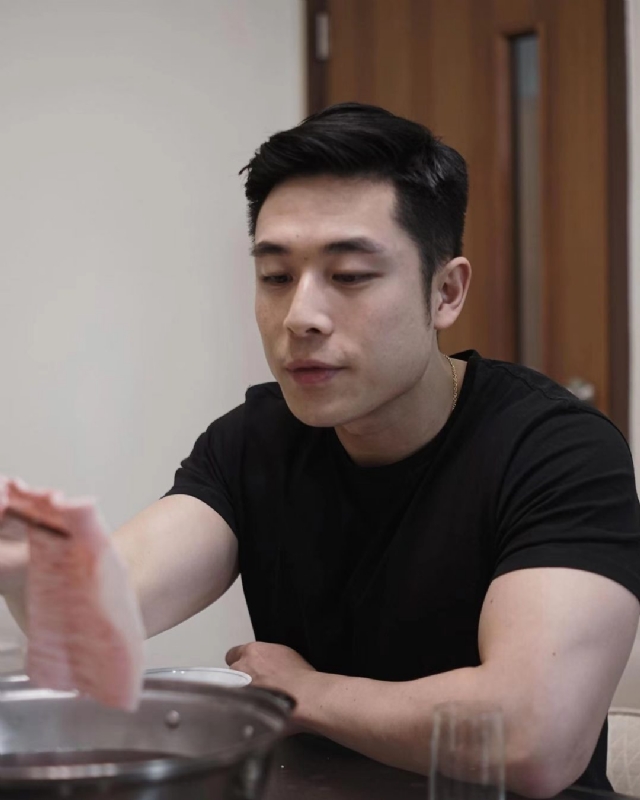 李浩泓的第一张照片--金华相亲服务中心