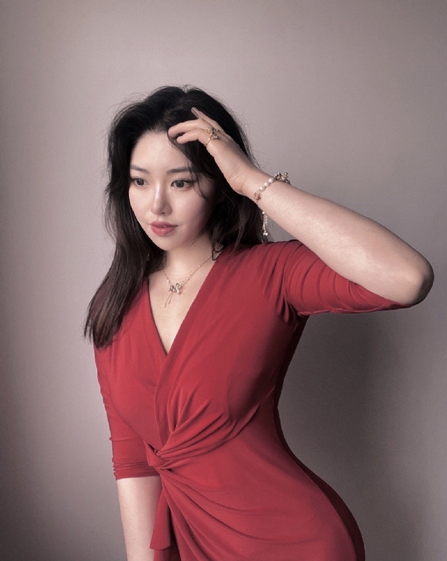 YANGYANG的第一张照片--金华相亲服务中心