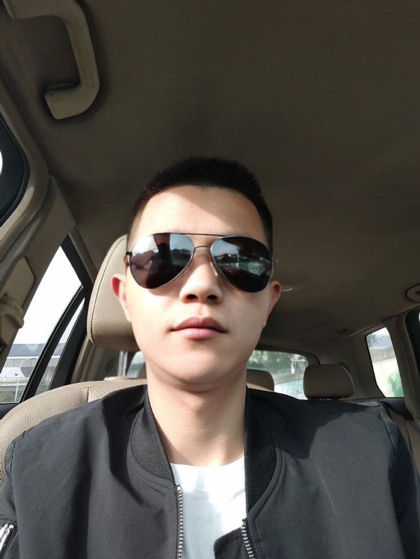 葛先生的第二张照片--金华相亲服务中心