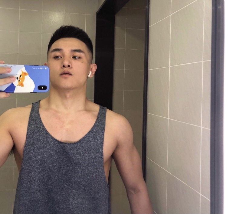 李文亮的第一张照片--金华相亲服务中心