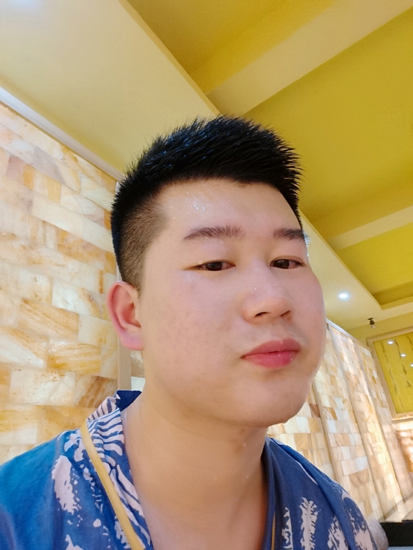 六月与阿十二的第一张照片--金华相亲服务中心