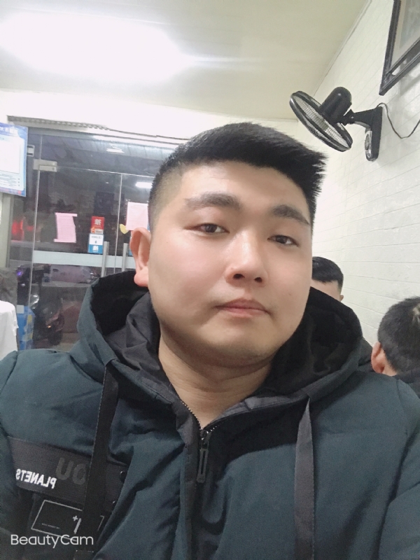 回忆是个小孩的第一张照片--金华相亲服务中心