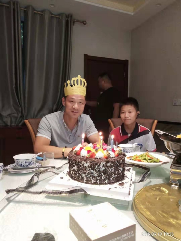 孤独的狼的第一张照片--金华相亲服务中心