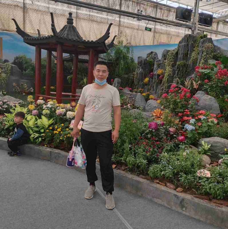 受伤的痴情男的第一张照片--金华相亲服务中心