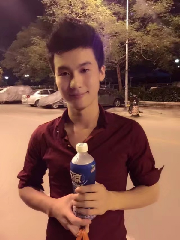 皮特王的第三张照片--金华相亲服务中心