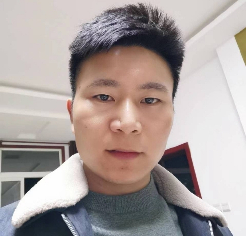 延峰的第一张照片--金华相亲服务中心