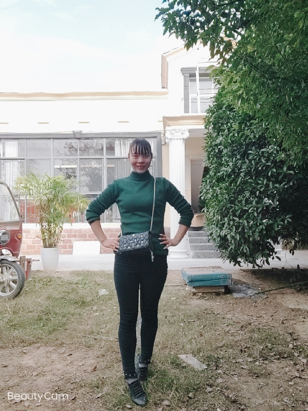 魏沐阳子的第一张照片--金华相亲服务中心