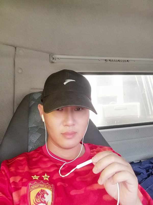 B大叔的第二张照片--金华相亲服务中心