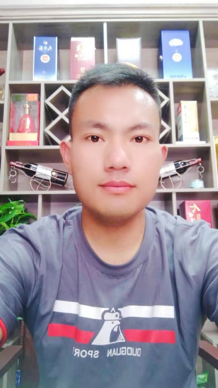 钱乾的第一张照片--金华相亲服务中心