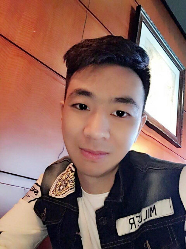 滞后的微笑的第三张照片--金华相亲服务中心