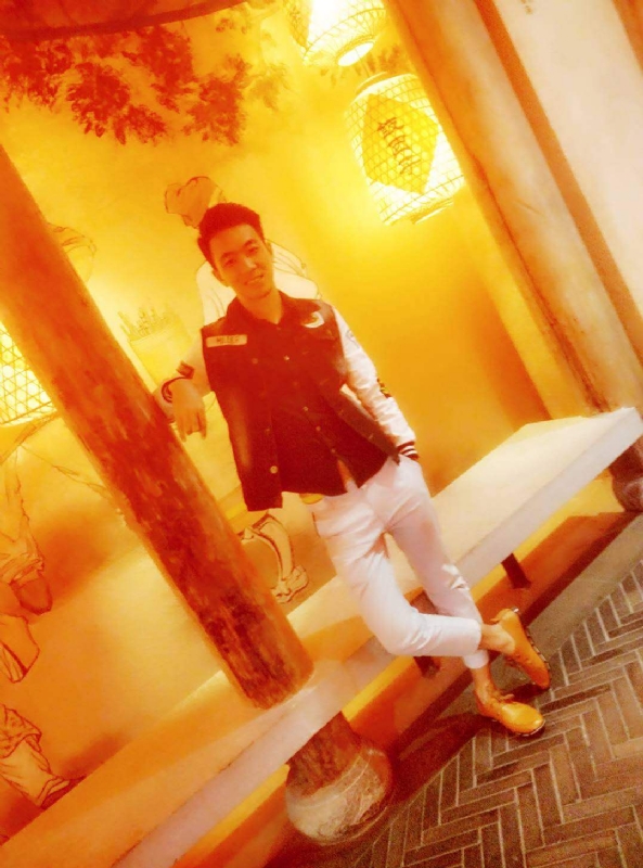 滞后的微笑的第四张照片--金华相亲服务中心