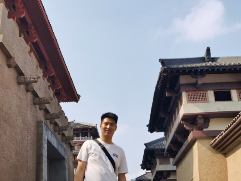 咸鱼不闲的第二张照片--金华相亲服务中心