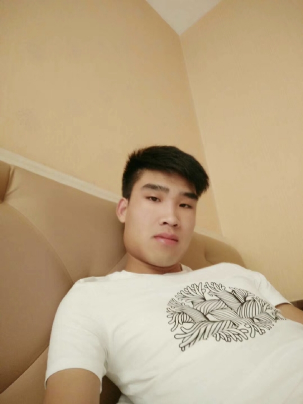 谁不曾孤单上路的第一张照片--金华相亲服务中心