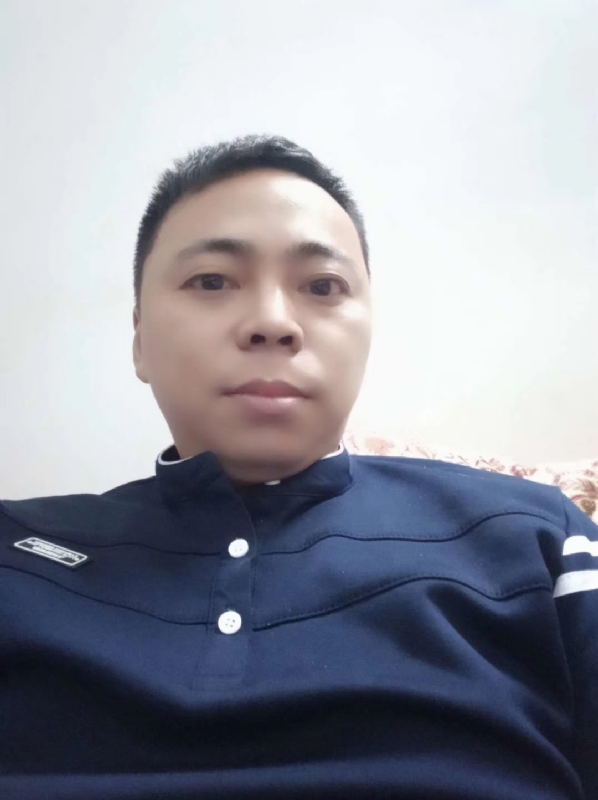 珍惜眼前人的第一张照片--金华相亲服务中心