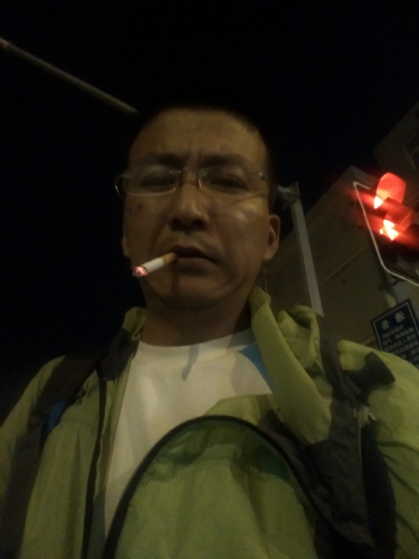 认真的生活的第一张照片--金华相亲服务中心