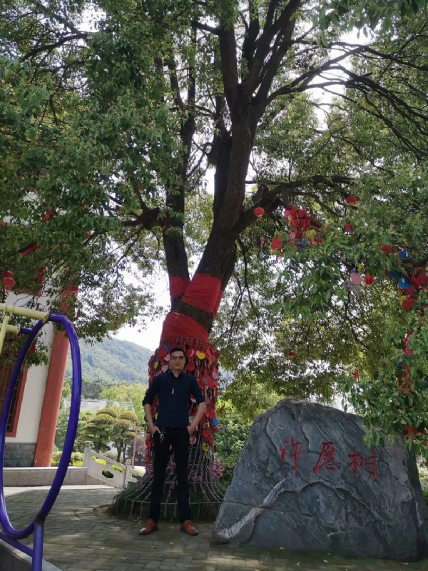 霸气的第一张照片--金华相亲服务中心