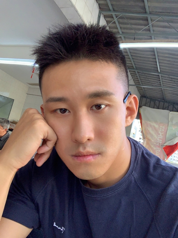 相见恨晚的第二张照片--金华相亲服务中心