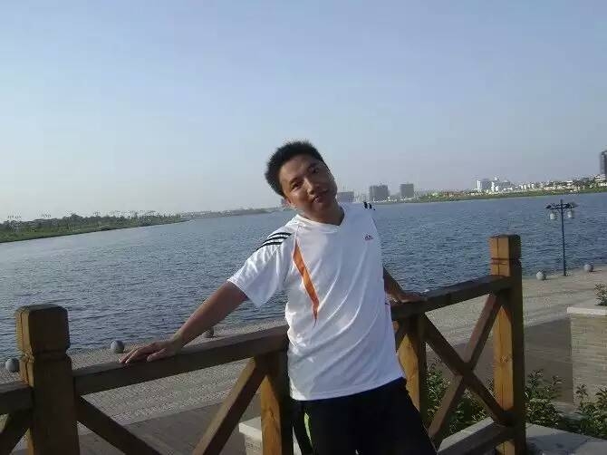 才乡痴情的第二张照片--金华相亲服务中心