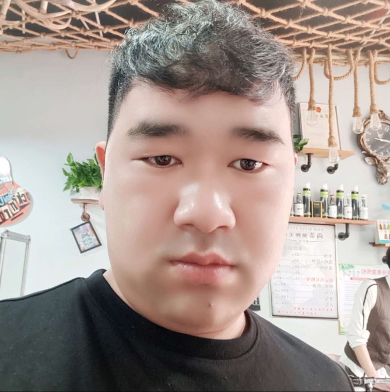 田野小伟的第一张照片--金华相亲服务中心