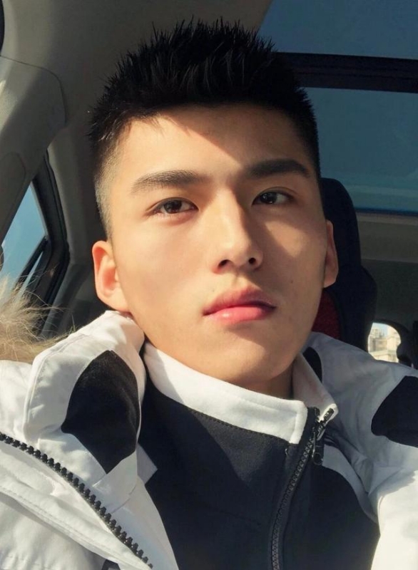 飞翔的第一张照片--金华相亲服务中心