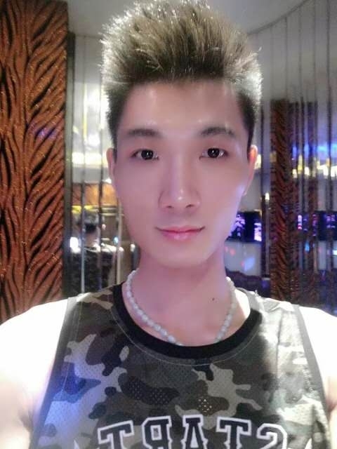 人生如戏的第一张照片--金华相亲服务中心