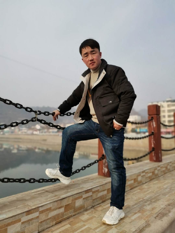 性情中人的第一张照片--金华相亲服务中心