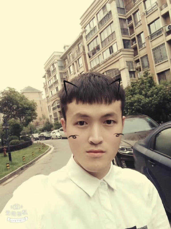 星空之下的第二张照片--金华相亲服务中心