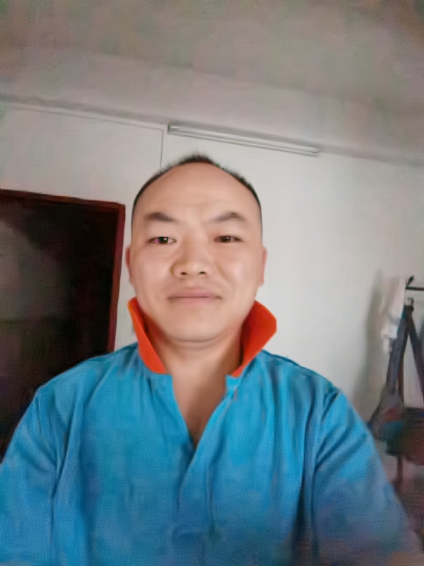 与子携老的第四张照片--金华相亲服务中心