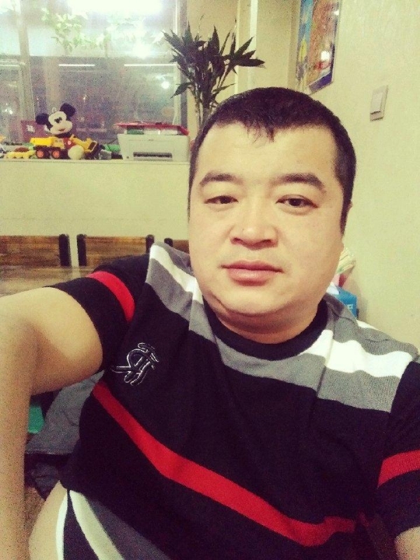 老实人的第一张照片--金华相亲服务中心