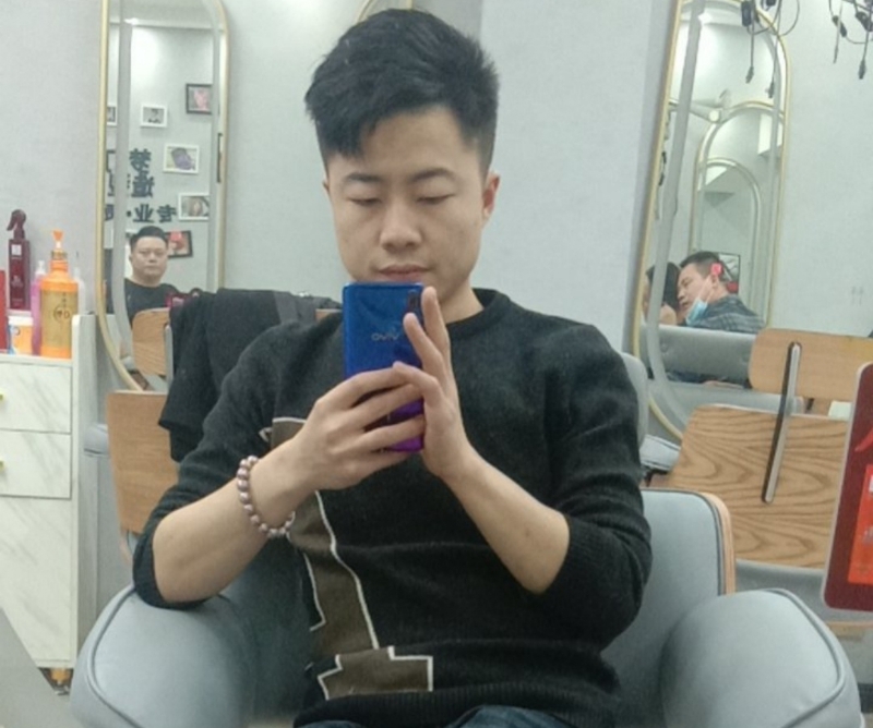 无法自拔的第一张照片--金华相亲服务中心