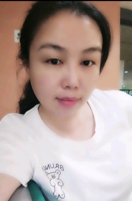 淡淡的云的第一张照片--金华相亲服务中心