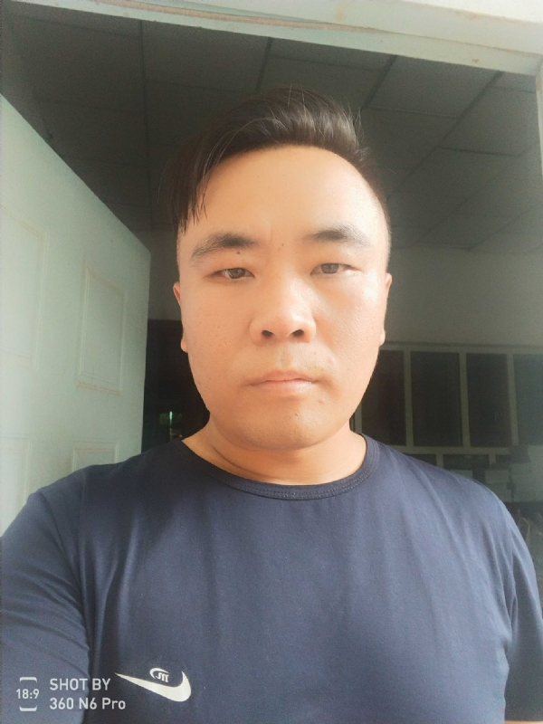 云的第一张照片--金华相亲服务中心