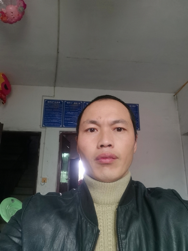 陈前的第一张照片--金华相亲服务中心